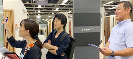 ショールームで商品選び