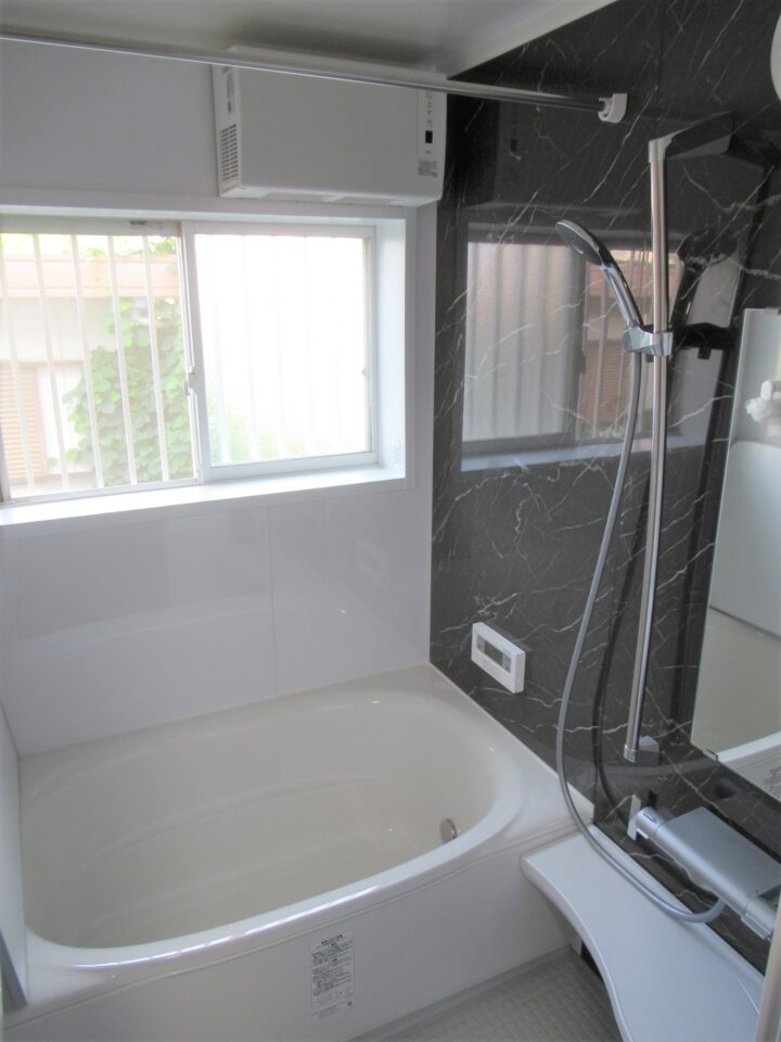   【浴室リフォーム】在来工法からシステムバス（LIXILアライズ）へリフォーム　堺市中区　N様邸