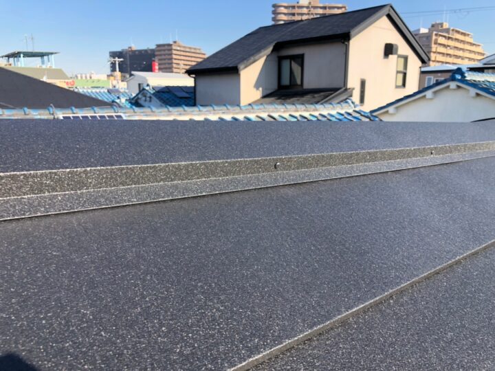   【保険適用工事実例】台風被害復旧工事　屋根瓦修復リフォーム（カバー工法）　堺市西区　M様邸