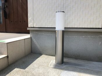 外構用のライトが設置されました。