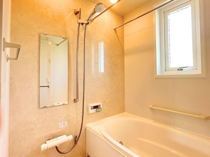   【戸建リフォーム】日常を忘れ、心ほどける浴室へ｜至福の時間をもたらす浴室リフォーム　大阪府　H様邸